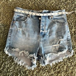 CRVY Vintage High-Rise Shorts